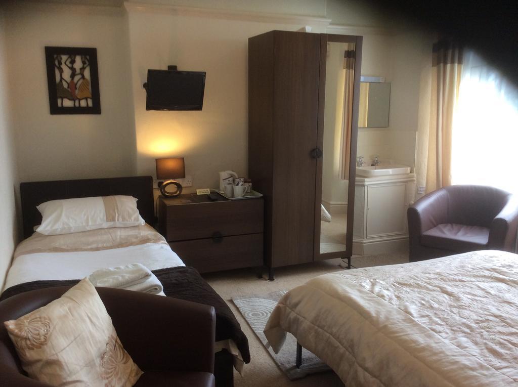 Witchingham B&B Holyhead Kültér fotó